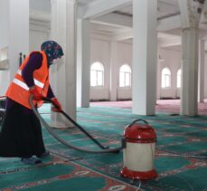 Iğdır'daki 48 camide kapsamlı Kovid-19 temizliği