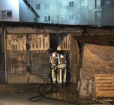İstanbul Sancaktepe'de iş yerinde çıkan yangın söndürüldü