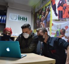 İzmir depreminde görev alan arama kurtarma ekibi AA'nın “Yılın Fotoğrafları” oylamasına katıldı