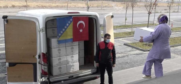 Kayseri Büyükşehir Belediyesinden Mostar'a 50 bin maske ve hijyen malzemesi desteği
