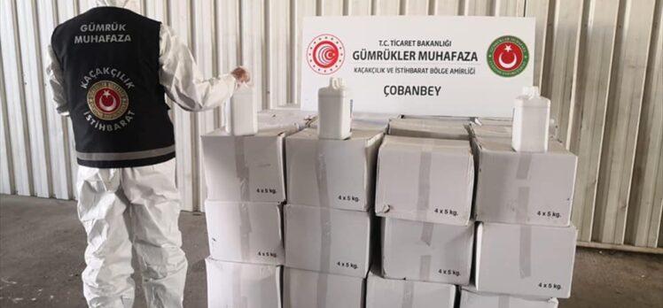 Kilis'te Suriye'ye ihracatı yasak olan 1990 litre sülfürik asit ele geçirildi