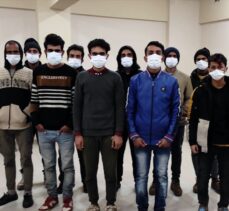 Kocaeli'de 12 göçmen yakalandı