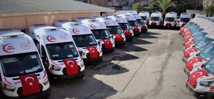 Sağlık Bakanlığınca Mersin'e gönderilen 24 ambulans kente ulaştı