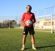 Samsunsporlu futbolcu Burak Çalık: “Bu filmin sonunu güzel bitireceğiz”