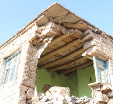 Siirt depreminde yıkılan 35 yıllık ev 2 ay önce boşaltılmış