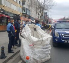 Tekirdağ'da sokağa çıkma kısıtlamasını ihlal eden atık toplayıcılarına para cezası kesildi