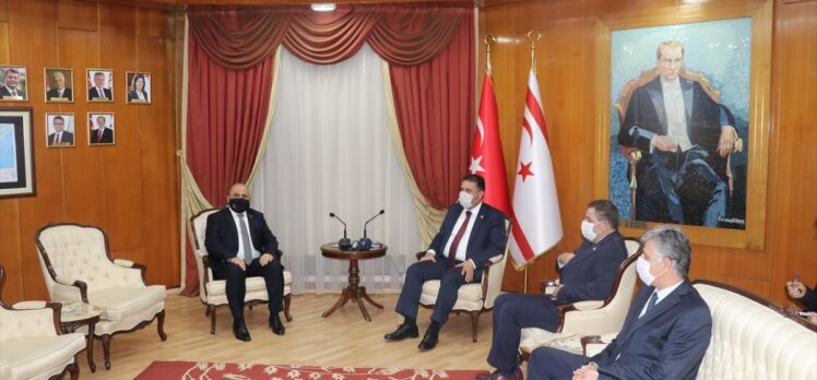 Türkiye'nin Lefkoşa Büyükelçisi Başçeri'den KKTC Başbakanı Saner'e nezaket ziyareti