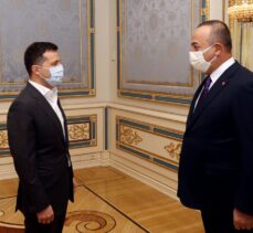 Ukrayna Devlet Başkanı Zelenskiy, Akar ve Çavuşoğlu'nu kabul etti
