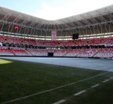 4 Eylül Stadyumu Fenerbahçe maçına hazır