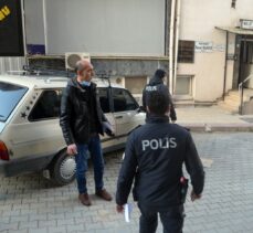 Amasya'da apartmanda kumar oynadıkları iddiasıyla 10 kişiye para cezası verildi