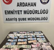 Ardahan'da Kovid-19 tedbirlerine uymayan ve kumar oynayan 9 kişiye para cezası kesildi