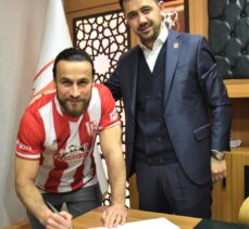 Aydeniz Et Balıkesirspor 4 futbolcuyla sözleşme imzaladı