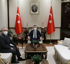 Cumhurbaşkanı Yardımcısı Oktay, DSP Genel Başkanı Aksakal'ı kabul etti