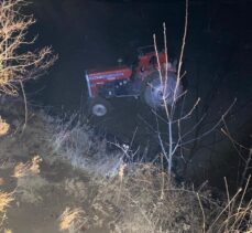 Denizli'de traktör devrildi: 1 ölü 1 yaralı