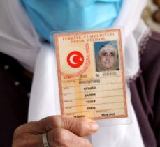 Elazığ'da 102 yaşındaki Şahide Gürbüz koronavirüsü yenmeyi başardı