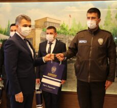 Gaziantep'te EYP ele geçiren polis ve bekçilere ödül