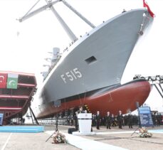 İstanbul Fırkateyni'nin Denize İniş ve Pakistan MİLGEM Korvet Projesi 3'üncü Gemi İlk Kaynak Töreni