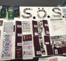 İstanbul'da, 2 binin üzerinde sahte seyahat belgesi düzenleyen şüpheli tutuklandı