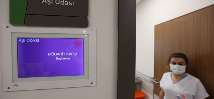 İstanbul'da Kovid-19 aşı odaları için hazırlıklar tamamlandı