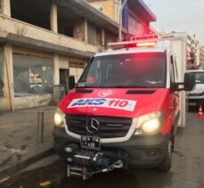 İzmir'deki Kemeraltı Çarşısı'nda bir binada çıkan yangın söndürüldü