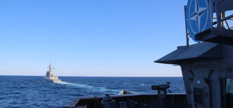NATO Daimi Deniz Görev Grubu-2 ile TCG GÖKOVA fırkateyni Doğu Akdeniz'de geçiş eğitimi yaptı