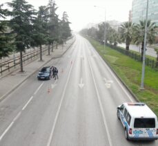 Samsun'da polis kısıtlama denetimlerini drone ile görüntüledi