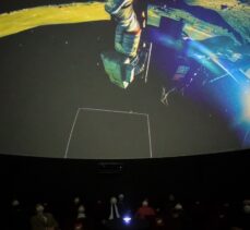 Sultangazi'de gökyüzü bilimleri meraklıları için planetaryum açıldı