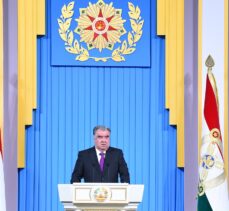 Tacikistan Cumhurbaşkanı Rahman: ” Salgın işsizlik ve durgunluğu artırdı”