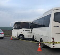Tekirdağ'da işçi servislerinin çarpışması sonucu 19 kişi yaralandı