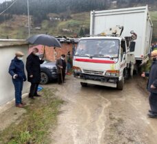 Trabzon'un Araklı ilçesinde evleri yanan vatandaşlar konteynerlere yerleştiriliyor