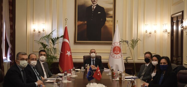 Adalet Bakanı Gül, AB Türkiye Delegasyonu Başkanı Meyer-Landrut ile görüştü