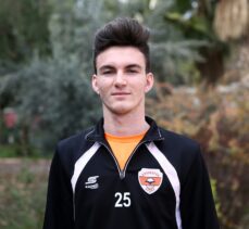 Adanaspor'un genç orta saha oyuncularından “daha iyi performans” sözü