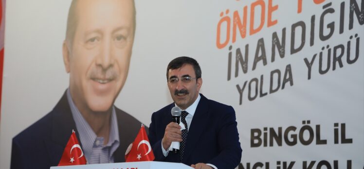 Bakan Kasapoğlu, AK Parti Bingöl Gençlik Kongresi'nde konuştu: