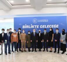 Bakan Karaismailoğlu, BTK Uluslararası Siber Olaylara Müdahale Merkezi ziyareti kapsamında gençlerle buluştu: