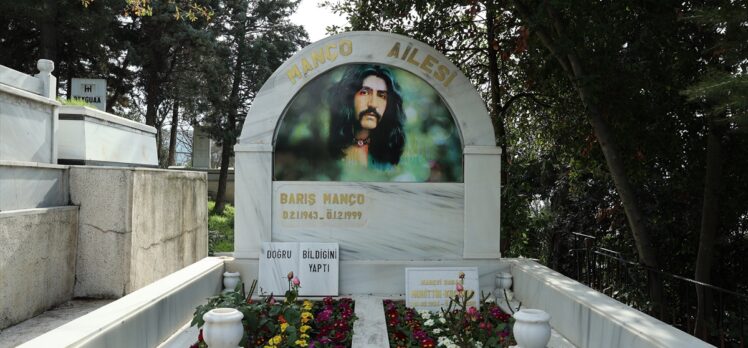 Barış Manço, vefatının 22. yılında anıldı