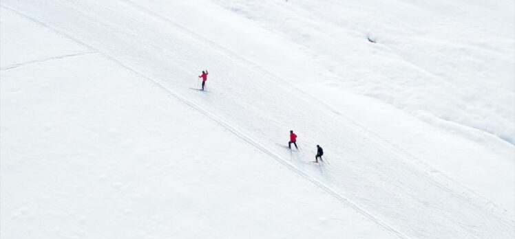 Biatlonda başarı sağlayan Muşlu sporcular, Türkiye Kayaklı Koşu Grup Şampiyonası'na hazırlanıyor