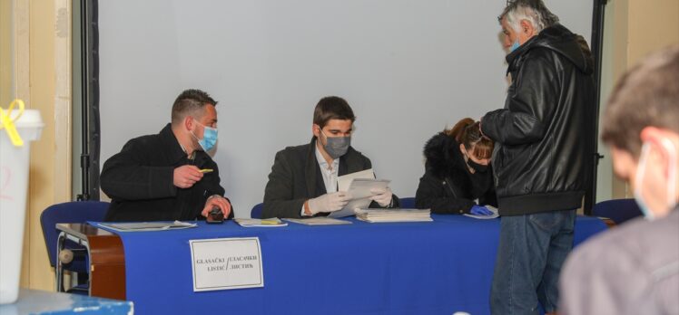 Bosna Hersek'in Srebrenitsa kentinde tekrarlanan yerel seçimde oy verme işlemi başladı