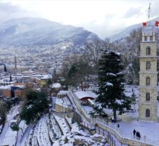 Bursa'nın tarihi ve doğal güzellikleri beyaz örtüyle kaplandı