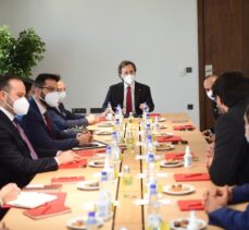 Cumhurbaşkanlığı İletişim Başkanı Altun, “Türki Lala” dizisinin yapımcılarıyla bir araya geldi