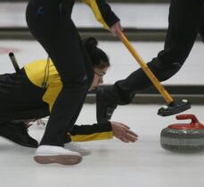 Curling Süper Lig müsabakaları Erzurum'da başladı