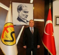 Eskişehirspor'un yeni teknik direktörü Cengiz Seçsev oldu