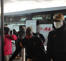Galatasaray, Aytemiz Alanyaspor maçı için Antalya'ya gitti