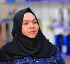 Irak'ta iki üniversite mezunu Um Rıza, Bağdat'ın ilk kadın oto tamircisi oldu