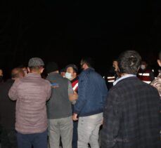 Isparta'da köylüler, çalışanını taciz ettiği öne sürülen işletmeciye tepki göstermek için toplandı