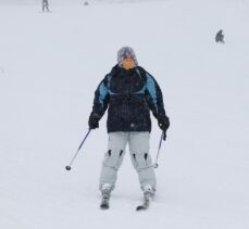 Kartepe'de kar kalınlığı 1 metreye ulaştı