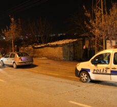 Kayseri'de polisten kaçmaya çalışan 3 kişi kovalamaca sonucu yakalandı