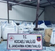 Kocaeli'de kaçak tarım ilacı üretilen çiftlikte 18 düzensiz göçmen yakalandı
