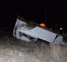 Konya'da minibüsle otomobil çarpıştı: 4 yaralı