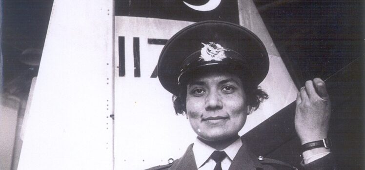 Milli Savunma Bakanlığı, NATO'nun ilk kadın jet pilotu Leman Bozkurt Altınçekiç'i andı: