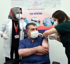 Sağlık Bakanı Koca, tüm vatandaşlar Kovid-19 aşısı olana kadar çalışacaklarını vurguladı